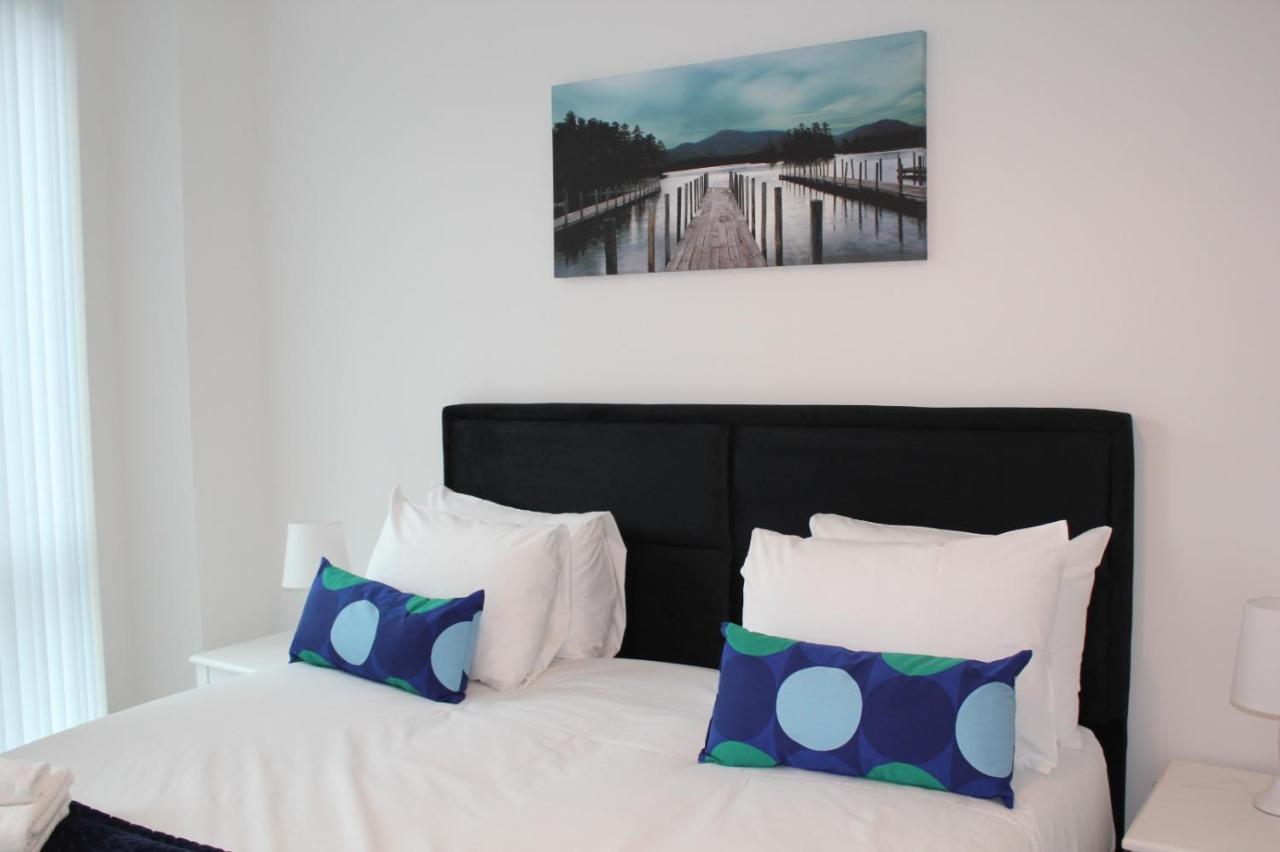 Berks Luxury Serviced Apartments , Free Parking, Free Gym And Free Wifi Брэкнэлл Экстерьер фото