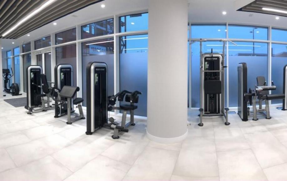 Berks Luxury Serviced Apartments , Free Parking, Free Gym And Free Wifi Брэкнэлл Экстерьер фото